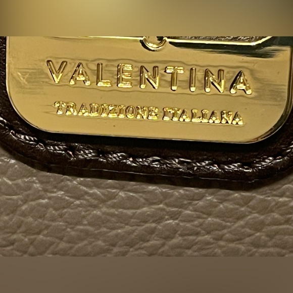 Valentina Made in Italy Genuine buttery soft leather bag/crossbody🔥 - Picture 7 of 16